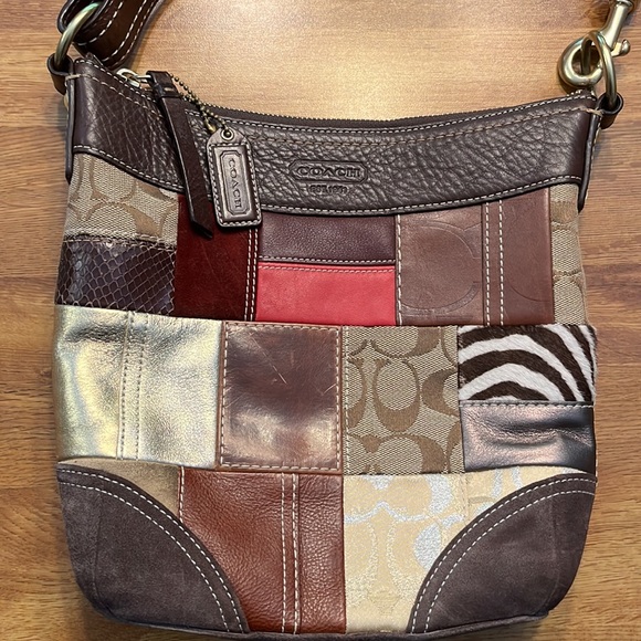 Coach multi pattern shoulder bag - Picture 2 of 11